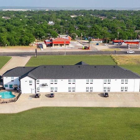 Atria Hotel And Rv Mcgregor Exterior foto