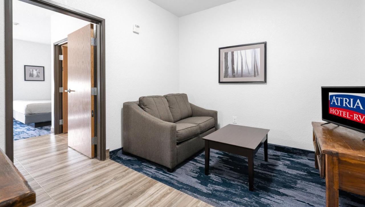 Atria Hotel And Rv Mcgregor Exterior foto