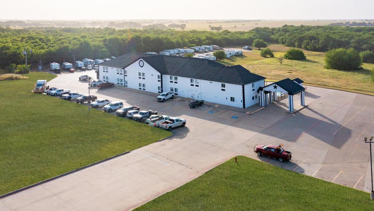 Atria Hotel And Rv Mcgregor Exterior foto